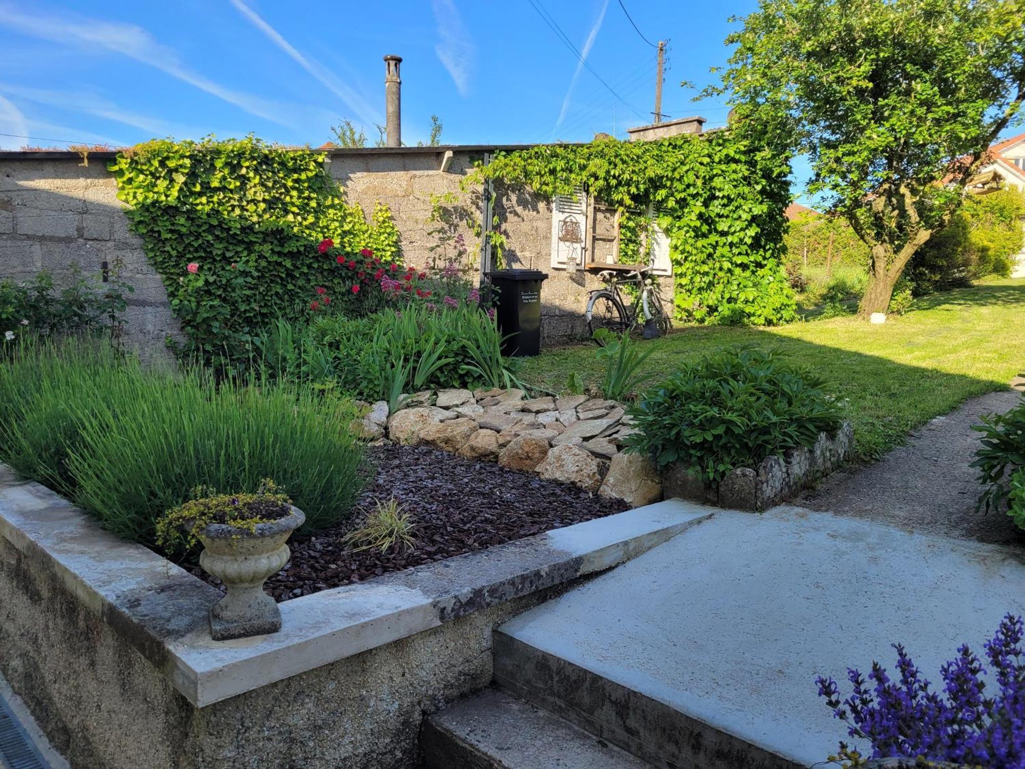 Maison Lombardi - Gite 6 Personnes 4 Etoiles Dun-sur-Meuse Buitenkant foto